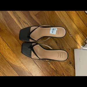 INC Dionne Thong Slides black size 9